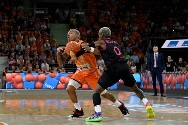 以及其他三 以及其他三