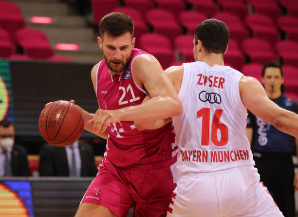 心爱的绿茵 心爱的绿茵