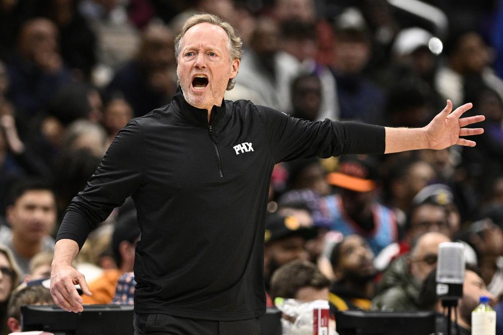 球队频繁因 球队频繁因